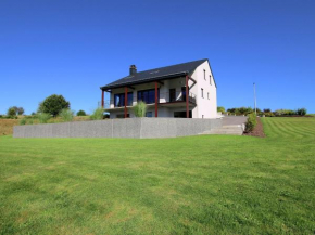 Classy Holiday Home in Martilly with bubble bath